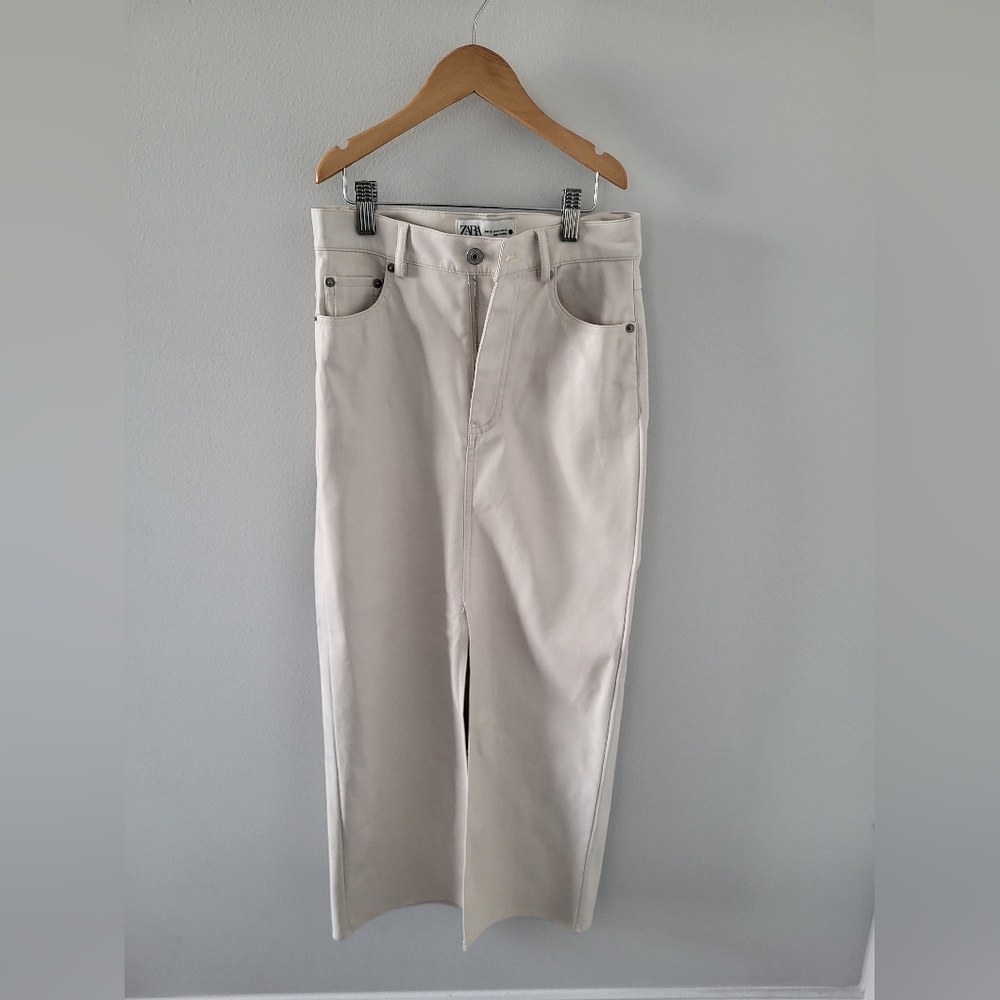 Zara Cream High-Waist Pencil Skirt with Front Slit